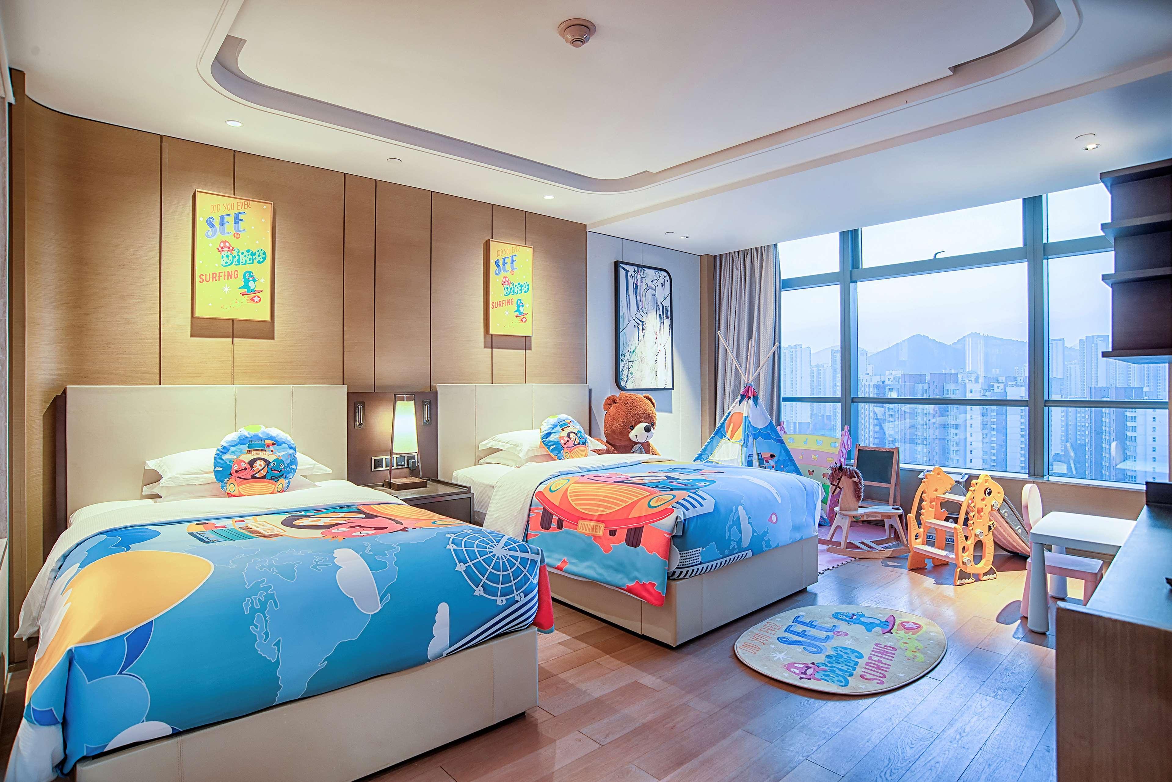 ฮิลตัน จี้หนาน เซาท์ โฮเต็ล แอนด์ เรสซิเดนซ์ Hotel จี่หนาน ภายนอก รูปภาพ