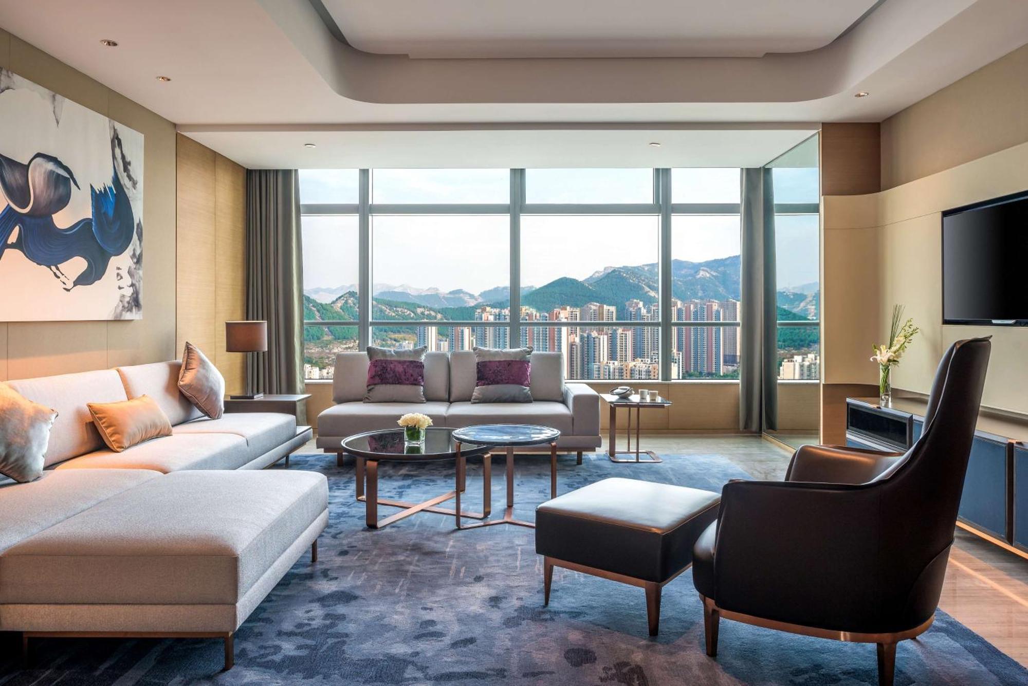 ฮิลตัน จี้หนาน เซาท์ โฮเต็ล แอนด์ เรสซิเดนซ์ Hotel จี่หนาน ภายนอก รูปภาพ